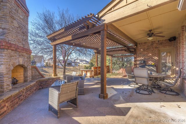 6950 E 127th Street S, Bixby, OK 74008