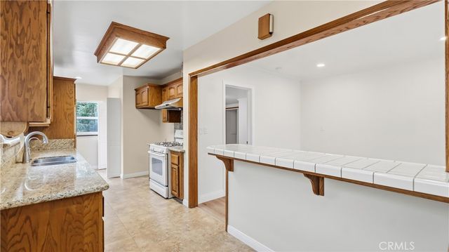 118 Ardmore, San Gabriel, CA 91775