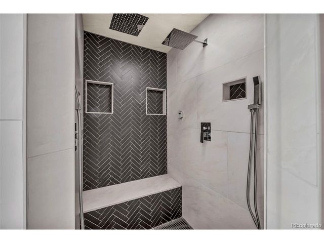 7152 S Perth St, Aurora, CO 80016