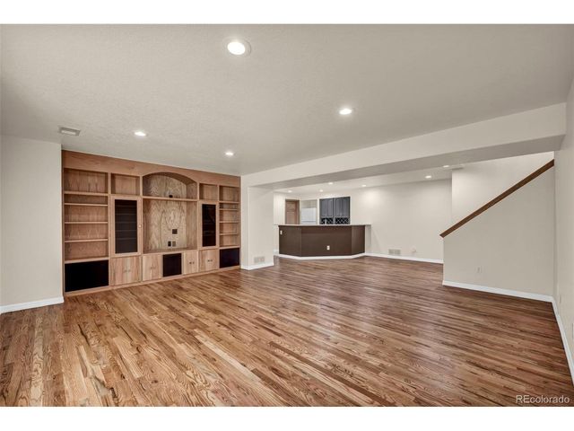 7152 S Perth St, Aurora, CO 80016