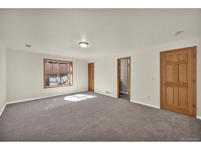 7152 S Perth St, Aurora, CO 80016