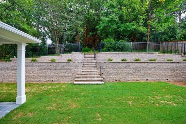 2717 Skyland Drive, Brookhaven, GA 30319