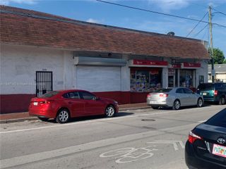 1400 SW 6th St, Miami, FL 33135