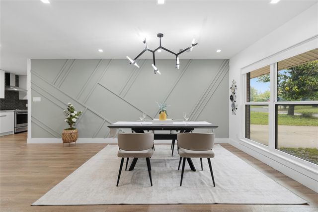 5604 Coventry LN, Austin, TX 78723