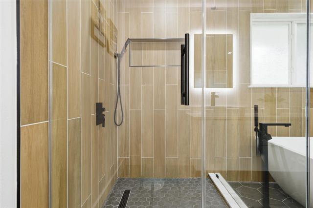 5604 Coventry LN, Austin, TX 78723