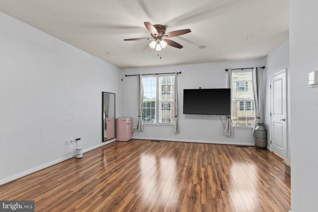 737 OLIVE WOOD, Baltimore, MD 21225