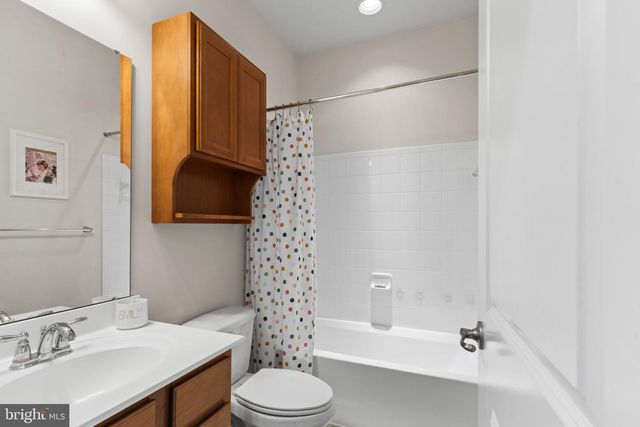 737 OLIVE WOOD, Baltimore, MD 21225