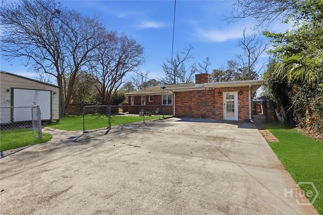 244 E 64th Street, Savannah, GA 31405