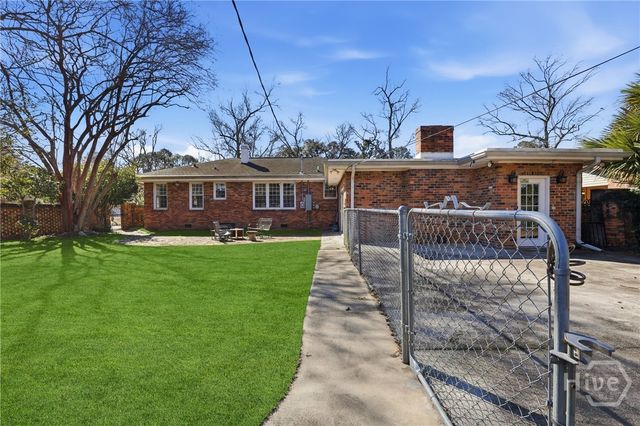 244 E 64th Street, Savannah, GA 31405