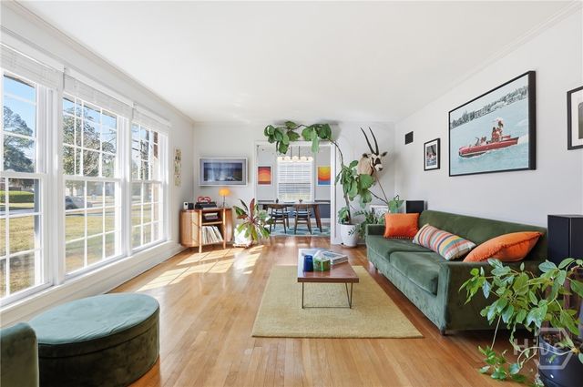 244 E 64th Street, Savannah, GA 31405