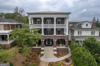 202 E 4th Avenue, Rome, GA 30161