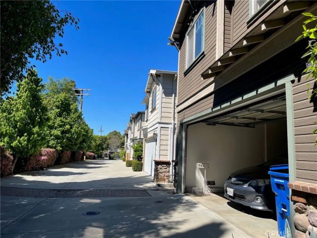 214 Violet Avenue F, Monrovia, CA 91016