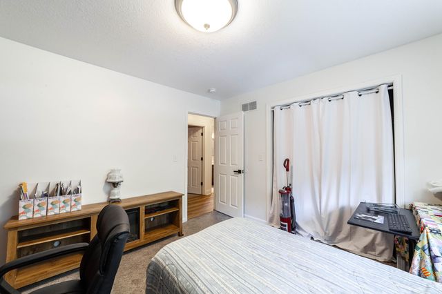 1318 COUNTY ROAD 2347, Moberly, MO 65270