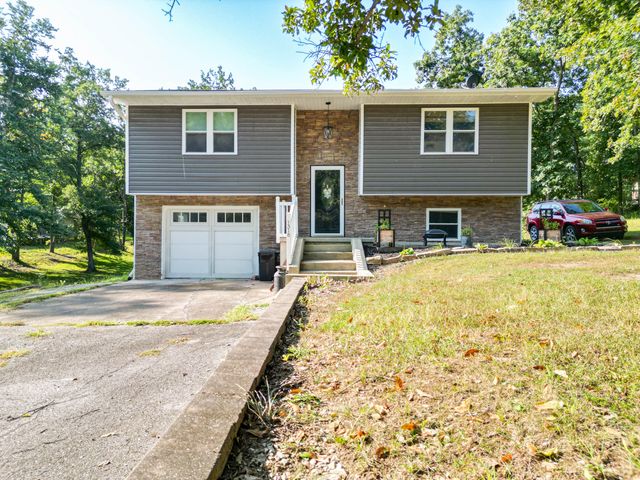 1318 COUNTY ROAD 2347, Moberly, MO 65270