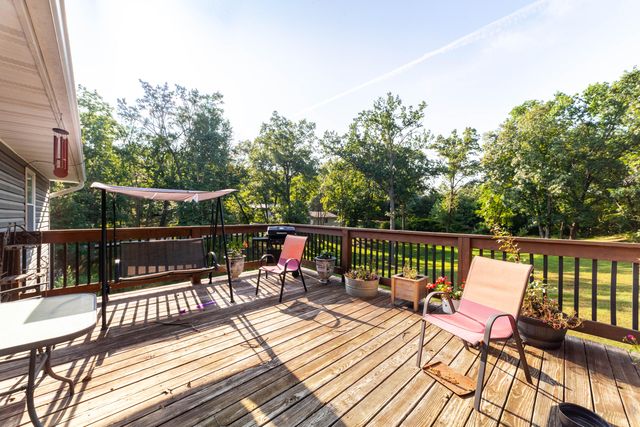 1318 COUNTY ROAD 2347, Moberly, MO 65270