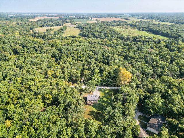 1318 COUNTY ROAD 2347, Moberly, MO 65270