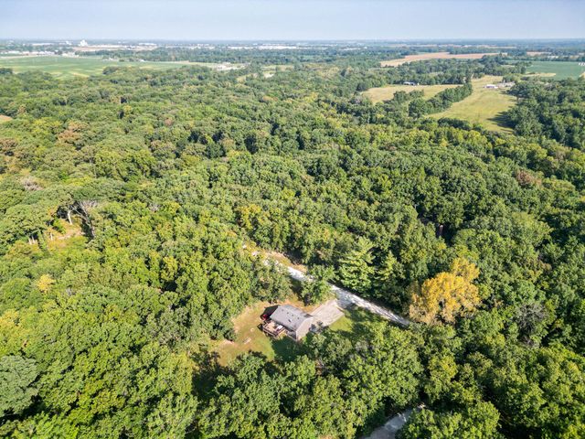 1318 COUNTY ROAD 2347, Moberly, MO 65270