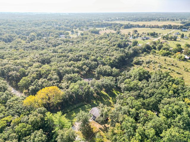 1318 COUNTY ROAD 2347, Moberly, MO 65270