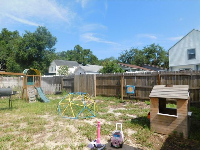 7508 OKEECHOBEE COURT, Tampa, FL 33637
