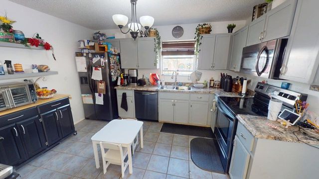 7508 OKEECHOBEE COURT, Tampa, FL 33637