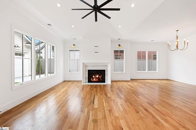 5 Crossmoor Circle, Greenville, SC 29607