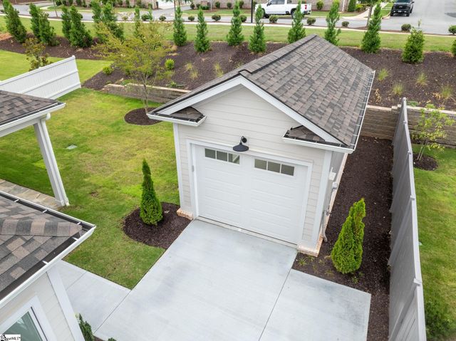 5 Crossmoor Circle, Greenville, SC 29607