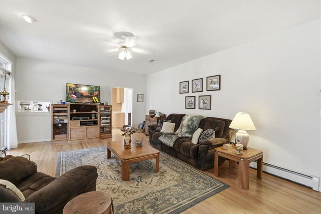 140 BUNKER HILL RD, Princeton, NJ 08540