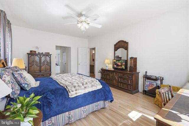 140 BUNKER HILL RD, Princeton, NJ 08540
