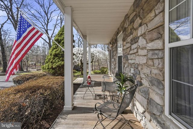 140 BUNKER HILL RD, Princeton, NJ 08540