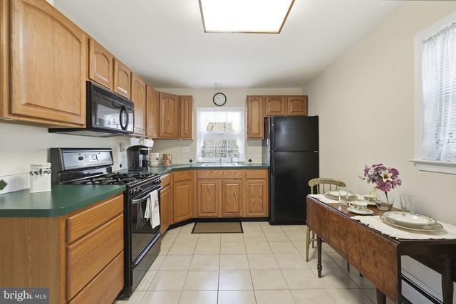 140 BUNKER HILL RD, Princeton, NJ 08540