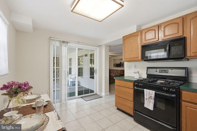140 BUNKER HILL RD, Princeton, NJ 08540