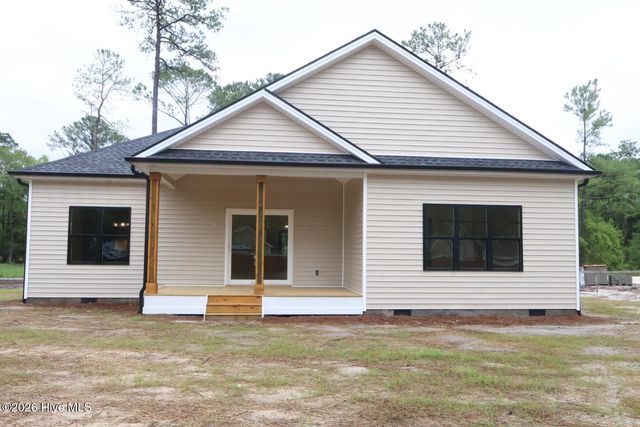 695 Stone Ridge Road SW, Supply, NC 28462