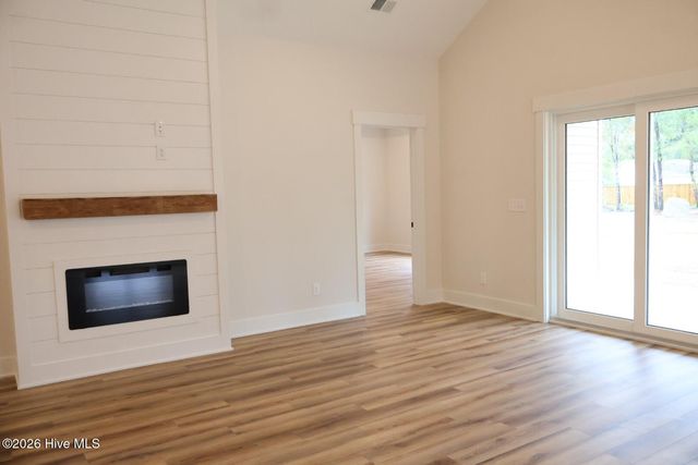 695 Stone Ridge Road SW, Supply, NC 28462