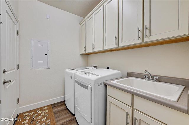 60 ALMARTE Circle, Carefree, AZ 85377