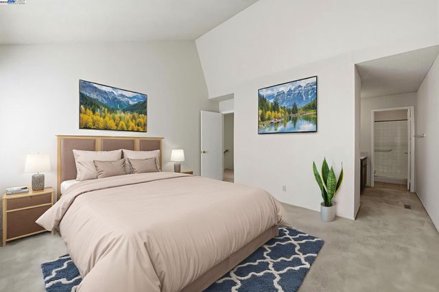 93 Cassia Dr, Hayward, CA 94544