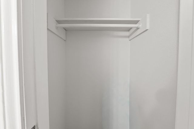 15575 Marina Drive 215C, Conroe, TX 77356