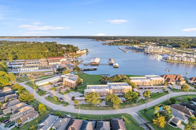 15575 Marina Drive 215C, Conroe, TX 77356