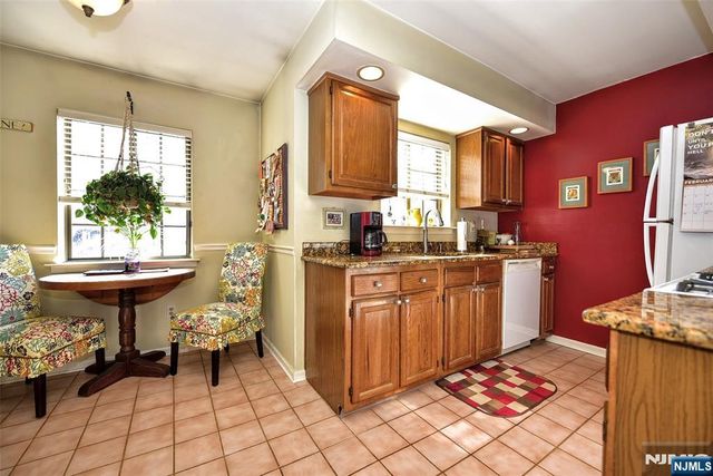 3806 Melville Court, Mahwah, NJ 07430