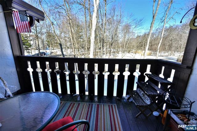 3806 Melville Court, Mahwah, NJ 07430