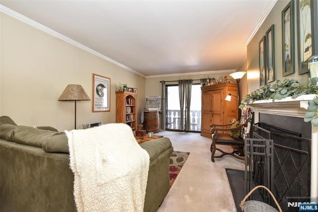 3806 Melville Court, Mahwah, NJ 07430