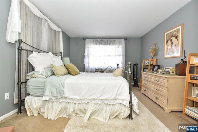 3806 Melville Court, Mahwah, NJ 07430