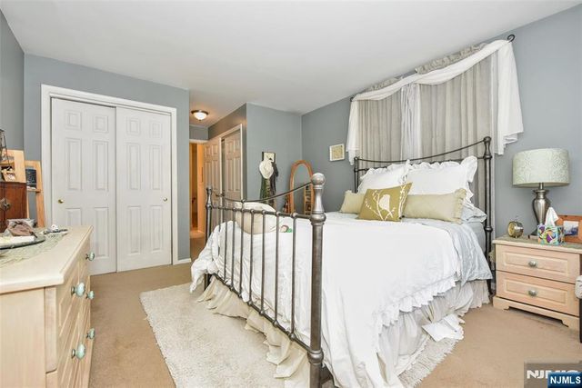 3806 Melville Court, Mahwah, NJ 07430