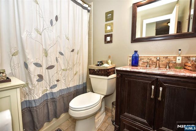 3806 Melville Court, Mahwah, NJ 07430