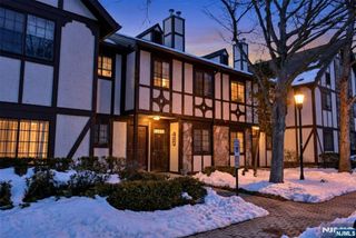 3806 Melville Court, Mahwah, NJ 07430