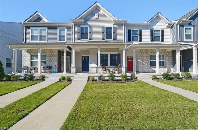1519 Stanford LN, Newport News, VA 23608