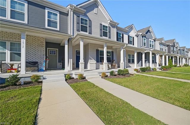 1519 Stanford LN, Newport News, VA 23608