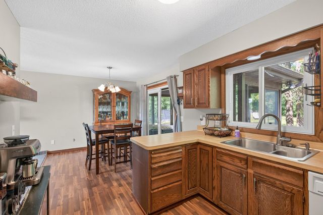 3884 Calcite Drive, Eagan, MN 55122