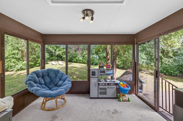 3884 Calcite Drive, Eagan, MN 55122