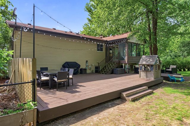 3884 Calcite Drive, Eagan, MN 55122