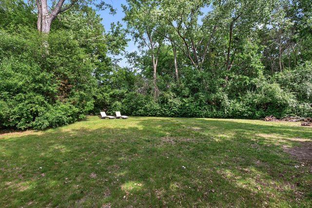 3884 Calcite Drive, Eagan, MN 55122